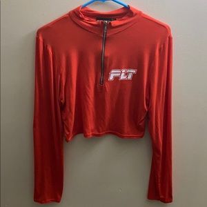 Long sleeve crop top